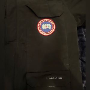 Canada Goose jacket SIZE: L